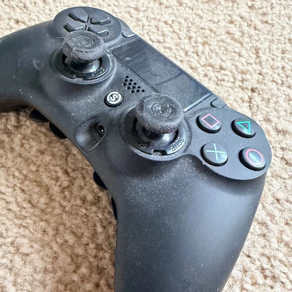 Black Gaming Controller